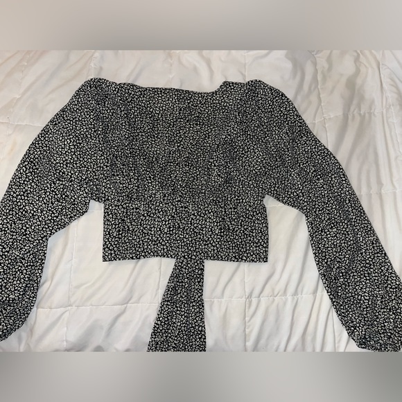 princess polly tie top - Picture 6 of 6